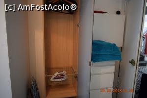 [P06] Un corp de dulap cu umerase si un corp cu sertare » foto by Pușcașu Marin
 - 
<span class="allrVoted glyphicon glyphicon-heart hidden" id="av972973"></span>
<a class="m-l-10 hidden" id="sv972973" onclick="voting_Foto_DelVot(,972973,23809)" role="button">șterge vot <span class="glyphicon glyphicon-remove"></span></a>
<a id="v9972973" class=" c-red"  onclick="voting_Foto_SetVot(972973)" role="button"><span class="glyphicon glyphicon-heart-empty"></span> <b>LIKE</b> = Votează poza</a> <img class="hidden"  id="f972973W9" src="/imagini/loader.gif" border="0" /><span class="AjErrMes hidden" id="e972973ErM"></span>