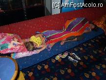 [P15] Canapeaua pe care au dormit fetele la intoarcere » foto by pepsi70ro
 - 
<span class="allrVoted glyphicon glyphicon-heart hidden" id="av83056"></span>
<a class="m-l-10 hidden" id="sv83056" onclick="voting_Foto_DelVot(,83056,23849)" role="button">șterge vot <span class="glyphicon glyphicon-remove"></span></a>
<a id="v983056" class=" c-red"  onclick="voting_Foto_SetVot(83056)" role="button"><span class="glyphicon glyphicon-heart-empty"></span> <b>LIKE</b> = Votează poza</a> <img class="hidden"  id="f83056W9" src="/imagini/loader.gif" border="0" /><span class="AjErrMes hidden" id="e83056ErM"></span>