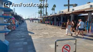 [P02] Zona pietonală de la intrarea în port » foto by Carmen Ion
 - 
<span class="allrVoted glyphicon glyphicon-heart hidden" id="av1396740"></span>
<a class="m-l-10 hidden" id="sv1396740" onclick="voting_Foto_DelVot(,1396740,23873)" role="button">șterge vot <span class="glyphicon glyphicon-remove"></span></a>
<a id="v91396740" class=" c-red"  onclick="voting_Foto_SetVot(1396740)" role="button"><span class="glyphicon glyphicon-heart-empty"></span> <b>LIKE</b> = Votează poza</a> <img class="hidden"  id="f1396740W9" src="/imagini/loader.gif" border="0" /><span class="AjErrMes hidden" id="e1396740ErM"></span>