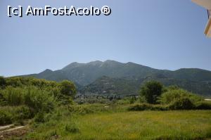 [P01] Peisaj montan văzut de la balconul hotelului Athineon Boutique din Nidri, Lefkada, Grecia.  » foto by traian.leuca †
 - 
<span class="allrVoted glyphicon glyphicon-heart hidden" id="av981018"></span>
<a class="m-l-10 hidden" id="sv981018" onclick="voting_Foto_DelVot(,981018,23898)" role="button">șterge vot <span class="glyphicon glyphicon-remove"></span></a>
<a id="v9981018" class=" c-red"  onclick="voting_Foto_SetVot(981018)" role="button"><span class="glyphicon glyphicon-heart-empty"></span> <b>LIKE</b> = Votează poza</a> <img class="hidden"  id="f981018W9" src="/imagini/loader.gif" border="0" /><span class="AjErrMes hidden" id="e981018ErM"></span>