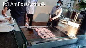 [P12] Peste la grătar. &Icirc;n fiecare zi alt sortiment » foto by adri-nico
 - 
<span class="allrVoted glyphicon glyphicon-heart hidden" id="av1216012"></span>
<a class="m-l-10 hidden" id="sv1216012" onclick="voting_Foto_DelVot(,1216012,23907)" role="button">șterge vot <span class="glyphicon glyphicon-remove"></span></a>
<a id="v91216012" class=" c-red"  onclick="voting_Foto_SetVot(1216012)" role="button"><span class="glyphicon glyphicon-heart-empty"></span> <b>LIKE</b> = Votează poza</a> <img class="hidden"  id="f1216012W9" src="/imagini/loader.gif" border="0" /><span class="AjErrMes hidden" id="e1216012ErM"></span>