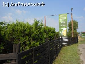 [P01] Valea Călugărească - Pensiunea Feteasca Neagră. Panoul de la șosea.  » foto by iulianic
 - 
<span class="allrVoted glyphicon glyphicon-heart hidden" id="av981542"></span>
<a class="m-l-10 hidden" id="sv981542" onclick="voting_Foto_DelVot(,981542,23913)" role="button">șterge vot <span class="glyphicon glyphicon-remove"></span></a>
<a id="v9981542" class=" c-red"  onclick="voting_Foto_SetVot(981542)" role="button"><span class="glyphicon glyphicon-heart-empty"></span> <b>LIKE</b> = Votează poza</a> <img class="hidden"  id="f981542W9" src="/imagini/loader.gif" border="0" /><span class="AjErrMes hidden" id="e981542ErM"></span>