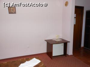 [P24] Valea Călugărească - Pensiunea Feteasca Neagră. În camera 2.  » foto by iulianic
 - 
<span class="allrVoted glyphicon glyphicon-heart hidden" id="av981565"></span>
<a class="m-l-10 hidden" id="sv981565" onclick="voting_Foto_DelVot(,981565,23913)" role="button">șterge vot <span class="glyphicon glyphicon-remove"></span></a>
<a id="v9981565" class=" c-red"  onclick="voting_Foto_SetVot(981565)" role="button"><span class="glyphicon glyphicon-heart-empty"></span> <b>LIKE</b> = Votează poza</a> <img class="hidden"  id="f981565W9" src="/imagini/loader.gif" border="0" /><span class="AjErrMes hidden" id="e981565ErM"></span>