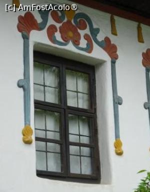 [P02] Decoratiuni exterioare floralet » foto by Michi
 - 
<span class="allrVoted glyphicon glyphicon-heart hidden" id="av1421859"></span>
<a class="m-l-10 hidden" id="sv1421859" onclick="voting_Foto_DelVot(,1421859,24084)" role="button">șterge vot <span class="glyphicon glyphicon-remove"></span></a>
<a id="v91421859" class=" c-red"  onclick="voting_Foto_SetVot(1421859)" role="button"><span class="glyphicon glyphicon-heart-empty"></span> <b>LIKE</b> = Votează poza</a> <img class="hidden"  id="f1421859W9" src="/imagini/loader.gif" border="0" /><span class="AjErrMes hidden" id="e1421859ErM"></span>