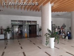 [P04] Tot lobby » foto by roxxie
 - 
<span class="allrVoted glyphicon glyphicon-heart hidden" id="av1499154"></span>
<a class="m-l-10 hidden" id="sv1499154" onclick="voting_Foto_DelVot(,1499154,24125)" role="button">șterge vot <span class="glyphicon glyphicon-remove"></span></a>
<a id="v91499154" class=" c-red"  onclick="voting_Foto_SetVot(1499154)" role="button"><span class="glyphicon glyphicon-heart-empty"></span> <b>LIKE</b> = Votează poza</a> <img class="hidden"  id="f1499154W9" src="/imagini/loader.gif" border="0" /><span class="AjErrMes hidden" id="e1499154ErM"></span>