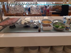 [P58] Tot la micul dejun » foto by roxxie
 - 
<span class="allrVoted glyphicon glyphicon-heart hidden" id="av1499208"></span>
<a class="m-l-10 hidden" id="sv1499208" onclick="voting_Foto_DelVot(,1499208,24125)" role="button">șterge vot <span class="glyphicon glyphicon-remove"></span></a>
<a id="v91499208" class=" c-red"  onclick="voting_Foto_SetVot(1499208)" role="button"><span class="glyphicon glyphicon-heart-empty"></span> <b>LIKE</b> = Votează poza</a> <img class="hidden"  id="f1499208W9" src="/imagini/loader.gif" border="0" /><span class="AjErrMes hidden" id="e1499208ErM"></span>