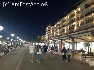 [P74] La plimbare prin stațiune » foto by roxxie
 - 
<span class="allrVoted glyphicon glyphicon-heart hidden" id="av1499224"></span>
<a class="m-l-10 hidden" id="sv1499224" onclick="voting_Foto_DelVot(,1499224,24125)" role="button">șterge vot <span class="glyphicon glyphicon-remove"></span></a>
<a id="v91499224" class=" c-red"  onclick="voting_Foto_SetVot(1499224)" role="button"><span class="glyphicon glyphicon-heart-empty"></span> <b>LIKE</b> = Votează poza</a> <img class="hidden"  id="f1499224W9" src="/imagini/loader.gif" border="0" /><span class="AjErrMes hidden" id="e1499224ErM"></span>