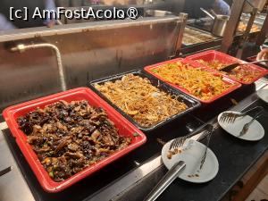 [P86] La restaurantul asiatic » foto by roxxie
 - 
<span class="allrVoted glyphicon glyphicon-heart hidden" id="av1499236"></span>
<a class="m-l-10 hidden" id="sv1499236" onclick="voting_Foto_DelVot(,1499236,24125)" role="button">șterge vot <span class="glyphicon glyphicon-remove"></span></a>
<a id="v91499236" class=" c-red"  onclick="voting_Foto_SetVot(1499236)" role="button"><span class="glyphicon glyphicon-heart-empty"></span> <b>LIKE</b> = Votează poza</a> <img class="hidden"  id="f1499236W9" src="/imagini/loader.gif" border="0" /><span class="AjErrMes hidden" id="e1499236ErM"></span>