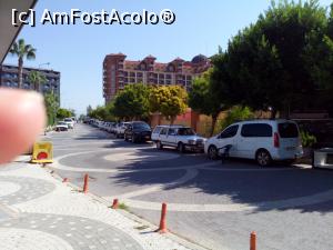 [P50] Strada paralela cu cea unde este cimitirul. In stanga se vede hotelul vecin, Sidekum. » foto by Yoda
 - 
<span class="allrVoted glyphicon glyphicon-heart hidden" id="av1280539"></span>
<a class="m-l-10 hidden" id="sv1280539" onclick="voting_Foto_DelVot(,1280539,24210)" role="button">șterge vot <span class="glyphicon glyphicon-remove"></span></a>
<a id="v91280539" class=" c-red"  onclick="voting_Foto_SetVot(1280539)" role="button"><span class="glyphicon glyphicon-heart-empty"></span> <b>LIKE</b> = Votează poza</a> <img class="hidden"  id="f1280539W9" src="/imagini/loader.gif" border="0" /><span class="AjErrMes hidden" id="e1280539ErM"></span>