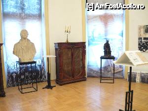 [P20] Bucuresti - Casa Scarlat Kretzulescu - Muzeul Literaturii Române » foto by Diaura*
 - 
<span class="allrVoted glyphicon glyphicon-heart hidden" id="av419980"></span>
<a class="m-l-10 hidden" id="sv419980" onclick="voting_Foto_DelVot(,419980,24259)" role="button">șterge vot <span class="glyphicon glyphicon-remove"></span></a>
<a id="v9419980" class=" c-red"  onclick="voting_Foto_SetVot(419980)" role="button"><span class="glyphicon glyphicon-heart-empty"></span> <b>LIKE</b> = Votează poza</a> <img class="hidden"  id="f419980W9" src="/imagini/loader.gif" border="0" /><span class="AjErrMes hidden" id="e419980ErM"></span>