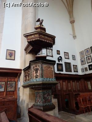 [P06] Amvon de la 1641 - Biserica Reformată Centrală, Cluj.  » foto by tata123 🔱
 - 
<span class="allrVoted glyphicon glyphicon-heart hidden" id="av1040338"></span>
<a class="m-l-10 hidden" id="sv1040338" onclick="voting_Foto_DelVot(,1040338,24360)" role="button">șterge vot <span class="glyphicon glyphicon-remove"></span></a>
<a id="v91040338" class=" c-red"  onclick="voting_Foto_SetVot(1040338)" role="button"><span class="glyphicon glyphicon-heart-empty"></span> <b>LIKE</b> = Votează poza</a> <img class="hidden"  id="f1040338W9" src="/imagini/loader.gif" border="0" /><span class="AjErrMes hidden" id="e1040338ErM"></span>