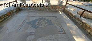 [P21] 21. Mozaicul protejat, pe care l-am găsit și în cartea cumpărată, la castel. » foto by doinafil
 - 
<span class="allrVoted glyphicon glyphicon-heart hidden" id="av1389291"></span>
<a class="m-l-10 hidden" id="sv1389291" onclick="voting_Foto_DelVot(,1389291,24400)" role="button">șterge vot <span class="glyphicon glyphicon-remove"></span></a>
<a id="v91389291" class=" c-red"  onclick="voting_Foto_SetVot(1389291)" role="button"><span class="glyphicon glyphicon-heart-empty"></span> <b>LIKE</b> = Votează poza</a> <img class="hidden"  id="f1389291W9" src="/imagini/loader.gif" border="0" /><span class="AjErrMes hidden" id="e1389291ErM"></span>