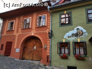 [P01] Fatada pensiunii. Daca nu ne-ar fi recuperat proprietarul cred ca am fi aratat ca drumetul cu bocceluta...  » foto by DOINITA
 - 
<span class="allrVoted glyphicon glyphicon-heart hidden" id="av1019145"></span>
<a class="m-l-10 hidden" id="sv1019145" onclick="voting_Foto_DelVot(,1019145,24444)" role="button">șterge vot <span class="glyphicon glyphicon-remove"></span></a>
<a id="v91019145" class=" c-red"  onclick="voting_Foto_SetVot(1019145)" role="button"><span class="glyphicon glyphicon-heart-empty"></span> <b>LIKE</b> = Votează poza</a> <img class="hidden"  id="f1019145W9" src="/imagini/loader.gif" border="0" /><span class="AjErrMes hidden" id="e1019145ErM"></span>