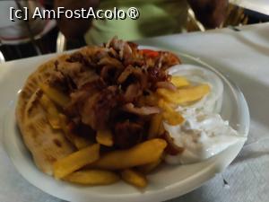 [P18] Pizzeria Roma Pizza  » foto by crismis
 - 
<span class="allrVoted glyphicon glyphicon-heart hidden" id="av1418171"></span>
<a class="m-l-10 hidden" id="sv1418171" onclick="voting_Foto_DelVot(,1418171,24481)" role="button">șterge vot <span class="glyphicon glyphicon-remove"></span></a>
<a id="v91418171" class=" c-red"  onclick="voting_Foto_SetVot(1418171)" role="button"><span class="glyphicon glyphicon-heart-empty"></span> <b>LIKE</b> = Votează poza</a> <img class="hidden"  id="f1418171W9" src="/imagini/loader.gif" border="0" /><span class="AjErrMes hidden" id="e1418171ErM"></span>