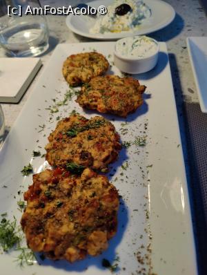 [P37] Okyalos Sea Restaurant » foto by crismis
 - 
<span class="allrVoted glyphicon glyphicon-heart hidden" id="av1418202"></span>
<a class="m-l-10 hidden" id="sv1418202" onclick="voting_Foto_DelVot(,1418202,24481)" role="button">șterge vot <span class="glyphicon glyphicon-remove"></span></a>
<a id="v91418202" class=" c-red"  onclick="voting_Foto_SetVot(1418202)" role="button"><span class="glyphicon glyphicon-heart-empty"></span> <b>LIKE</b> = Votează poza</a> <img class="hidden"  id="f1418202W9" src="/imagini/loader.gif" border="0" /><span class="AjErrMes hidden" id="e1418202ErM"></span>