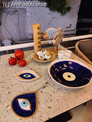 [P42] Okyalos Sea Restaurant; decorațiuni la intrare » foto by crismis
 - 
<span class="allrVoted glyphicon glyphicon-heart hidden" id="av1418207"></span>
<a class="m-l-10 hidden" id="sv1418207" onclick="voting_Foto_DelVot(,1418207,24481)" role="button">șterge vot <span class="glyphicon glyphicon-remove"></span></a>
<a id="v91418207" class=" c-red"  onclick="voting_Foto_SetVot(1418207)" role="button"><span class="glyphicon glyphicon-heart-empty"></span> <b>LIKE</b> = Votează poza</a> <img class="hidden"  id="f1418207W9" src="/imagini/loader.gif" border="0" /><span class="AjErrMes hidden" id="e1418207ErM"></span>