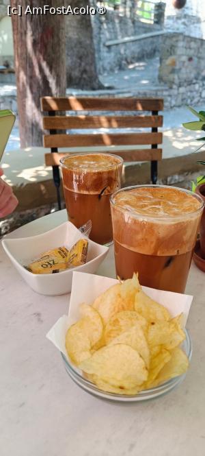 [P23] Frappe și „cadourile” comestibile primite la Barcarolla. » foto by tata123 🔱
 - 
<span class="allrVoted glyphicon glyphicon-heart hidden" id="av1492501"></span>
<a class="m-l-10 hidden" id="sv1492501" onclick="voting_Foto_DelVot(,1492501,24481)" role="button">șterge vot <span class="glyphicon glyphicon-remove"></span></a>
<a id="v91492501" class=" c-red"  onclick="voting_Foto_SetVot(1492501)" role="button"><span class="glyphicon glyphicon-heart-empty"></span> <b>LIKE</b> = Votează poza</a> <img class="hidden"  id="f1492501W9" src="/imagini/loader.gif" border="0" /><span class="AjErrMes hidden" id="e1492501ErM"></span>