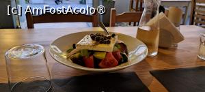 [P17] Taverna 9Beaufort, salată grecească » foto by irinad
 - 
<span class="allrVoted glyphicon glyphicon-heart hidden" id="av1534450"></span>
<a class="m-l-10 hidden" id="sv1534450" onclick="voting_Foto_DelVot(,1534450,24514)" role="button">șterge vot <span class="glyphicon glyphicon-remove"></span></a>
<a id="v91534450" class=" c-red"  onclick="voting_Foto_SetVot(1534450)" role="button"><span class="glyphicon glyphicon-heart-empty"></span> <b>LIKE</b> = Votează poza</a> <img class="hidden"  id="f1534450W9" src="/imagini/loader.gif" border="0" /><span class="AjErrMes hidden" id="e1534450ErM"></span>