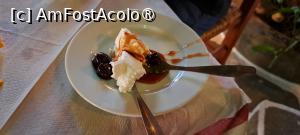 [P33] Taverna Kali Orexi, desert din partea casei, iaurt cu dulceață de vișine » foto by irinad
 - 
<span class="allrVoted glyphicon glyphicon-heart hidden" id="av1534466"></span>
<a class="m-l-10 hidden" id="sv1534466" onclick="voting_Foto_DelVot(,1534466,24514)" role="button">șterge vot <span class="glyphicon glyphicon-remove"></span></a>
<a id="v91534466" class=" c-red"  onclick="voting_Foto_SetVot(1534466)" role="button"><span class="glyphicon glyphicon-heart-empty"></span> <b>LIKE</b> = Votează poza</a> <img class="hidden"  id="f1534466W9" src="/imagini/loader.gif" border="0" /><span class="AjErrMes hidden" id="e1534466ErM"></span>