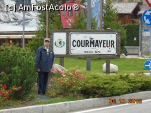 [P02] Courmayeur am sosit. În plan secund o telecabină model mai vechi » foto by Mitica49
 - 
<span class="allrVoted glyphicon glyphicon-heart hidden" id="av1025005"></span>
<a class="m-l-10 hidden" id="sv1025005" onclick="voting_Foto_DelVot(,1025005,24517)" role="button">șterge vot <span class="glyphicon glyphicon-remove"></span></a>
<a id="v91025005" class=" c-red"  onclick="voting_Foto_SetVot(1025005)" role="button"><span class="glyphicon glyphicon-heart-empty"></span> <b>LIKE</b> = Votează poza</a> <img class="hidden"  id="f1025005W9" src="/imagini/loader.gif" border="0" /><span class="AjErrMes hidden" id="e1025005ErM"></span>