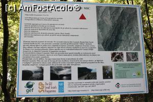 [P30] Parcul Natural Porțile de Fier, Masivul Ciucaru Mic, Traseul Dubova &ndash; Ciucaru Mic, Panou cu informații l&acirc;ngă Locul de popas » foto by mprofeanu
 - 
<span class="allrVoted glyphicon glyphicon-heart hidden" id="av1191462"></span>
<a class="m-l-10 hidden" id="sv1191462" onclick="voting_Foto_DelVot(,1191462,24578)" role="button">șterge vot <span class="glyphicon glyphicon-remove"></span></a>
<a id="v91191462" class=" c-red"  onclick="voting_Foto_SetVot(1191462)" role="button"><span class="glyphicon glyphicon-heart-empty"></span> <b>LIKE</b> = Votează poza</a> <img class="hidden"  id="f1191462W9" src="/imagini/loader.gif" border="0" /><span class="AjErrMes hidden" id="e1191462ErM"></span>