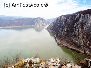 [P05] circuit Vf. Ciucărul Mare<p> Dunarea la Cazanele Mari » foto by Dana2008
 - 
<span class="allrVoted glyphicon glyphicon-heart hidden" id="av1060239"></span>
<a class="m-l-10 hidden" id="sv1060239" onclick="voting_Foto_DelVot(,1060239,24578)" role="button">șterge vot <span class="glyphicon glyphicon-remove"></span></a>
<a id="v91060239" class=" c-red"  onclick="voting_Foto_SetVot(1060239)" role="button"><span class="glyphicon glyphicon-heart-empty"></span> <b>LIKE</b> = Votează poza</a> <img class="hidden"  id="f1060239W9" src="/imagini/loader.gif" border="0" /><span class="AjErrMes hidden" id="e1060239ErM"></span>