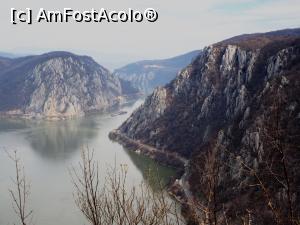 [P07] circuit Vf. Ciucărul Mare<p> Dunarea la Cazanele Mari » foto by Dana2008
 - 
<span class="allrVoted glyphicon glyphicon-heart hidden" id="av1060241"></span>
<a class="m-l-10 hidden" id="sv1060241" onclick="voting_Foto_DelVot(,1060241,24578)" role="button">șterge vot <span class="glyphicon glyphicon-remove"></span></a>
<a id="v91060241" class=" c-red"  onclick="voting_Foto_SetVot(1060241)" role="button"><span class="glyphicon glyphicon-heart-empty"></span> <b>LIKE</b> = Votează poza</a> <img class="hidden"  id="f1060241W9" src="/imagini/loader.gif" border="0" /><span class="AjErrMes hidden" id="e1060241ErM"></span>