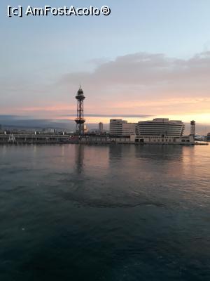 [P24] farul din portul Barcelona la prima ora » foto by adrianbogdan
 - 
<span class="allrVoted glyphicon glyphicon-heart hidden" id="av1030919"></span>
<a class="m-l-10 hidden" id="sv1030919" onclick="voting_Foto_DelVot(,1030919,24584)" role="button">șterge vot <span class="glyphicon glyphicon-remove"></span></a>
<a id="v91030919" class=" c-red"  onclick="voting_Foto_SetVot(1030919)" role="button"><span class="glyphicon glyphicon-heart-empty"></span> <b>LIKE</b> = Votează poza</a> <img class="hidden"  id="f1030919W9" src="/imagini/loader.gif" border="0" /><span class="AjErrMes hidden" id="e1030919ErM"></span>