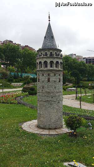 [P18] Turnul Galata in miniatura » foto by popescuionut
 - 
<span class="allrVoted glyphicon glyphicon-heart hidden" id="av515052"></span>
<a class="m-l-10 hidden" id="sv515052" onclick="voting_Foto_DelVot(,515052,24606)" role="button">șterge vot <span class="glyphicon glyphicon-remove"></span></a>
<a id="v9515052" class=" c-red"  onclick="voting_Foto_SetVot(515052)" role="button"><span class="glyphicon glyphicon-heart-empty"></span> <b>LIKE</b> = Votează poza</a> <img class="hidden"  id="f515052W9" src="/imagini/loader.gif" border="0" /><span class="AjErrMes hidden" id="e515052ErM"></span>