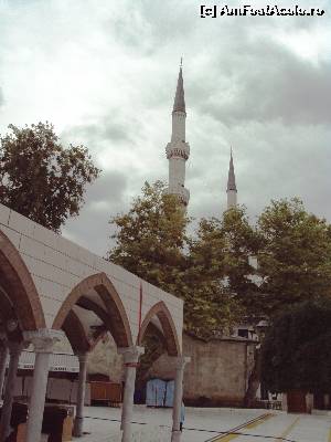 [P04] Moscheea Eyup - minaretele » foto by Carmen Ion
 - 
<span class="allrVoted glyphicon glyphicon-heart hidden" id="av565760"></span>
<a class="m-l-10 hidden" id="sv565760" onclick="voting_Foto_DelVot(,565760,24606)" role="button">șterge vot <span class="glyphicon glyphicon-remove"></span></a>
<a id="v9565760" class=" c-red"  onclick="voting_Foto_SetVot(565760)" role="button"><span class="glyphicon glyphicon-heart-empty"></span> <b>LIKE</b> = Votează poza</a> <img class="hidden"  id="f565760W9" src="/imagini/loader.gif" border="0" /><span class="AjErrMes hidden" id="e565760ErM"></span>