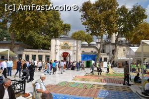 [P04] Moscheea Eyup din Istanbul,se pregateste de "rugaciune" » foto by Dorina9
 - 
<span class="allrVoted glyphicon glyphicon-heart hidden" id="av1159305"></span>
<a class="m-l-10 hidden" id="sv1159305" onclick="voting_Foto_DelVot(,1159305,24606)" role="button">șterge vot <span class="glyphicon glyphicon-remove"></span></a>
<a id="v91159305" class=" c-red"  onclick="voting_Foto_SetVot(1159305)" role="button"><span class="glyphicon glyphicon-heart-empty"></span> <b>LIKE</b> = Votează poza</a> <img class="hidden"  id="f1159305W9" src="/imagini/loader.gif" border="0" /><span class="AjErrMes hidden" id="e1159305ErM"></span>