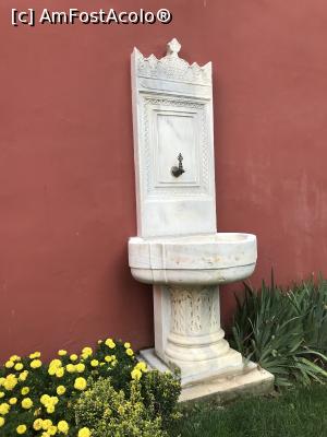 [P20] Dolmabahce » foto by krisstinna
 - 
<span class="allrVoted glyphicon glyphicon-heart hidden" id="av1126783"></span>
<a class="m-l-10 hidden" id="sv1126783" onclick="voting_Foto_DelVot(,1126783,24606)" role="button">șterge vot <span class="glyphicon glyphicon-remove"></span></a>
<a id="v91126783" class=" c-red"  onclick="voting_Foto_SetVot(1126783)" role="button"><span class="glyphicon glyphicon-heart-empty"></span> <b>LIKE</b> = Votează poza</a> <img class="hidden"  id="f1126783W9" src="/imagini/loader.gif" border="0" /><span class="AjErrMes hidden" id="e1126783ErM"></span>