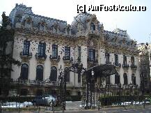 [P01] Palatul Cantacuzino - vedere de ansamblu » foto by Diaura*
 - 
<span class="allrVoted glyphicon glyphicon-heart hidden" id="av34133"></span>
<a class="m-l-10 hidden" id="sv34133" onclick="voting_Foto_DelVot(,34133,24638)" role="button">șterge vot <span class="glyphicon glyphicon-remove"></span></a>
<a id="v934133" class=" c-red"  onclick="voting_Foto_SetVot(34133)" role="button"><span class="glyphicon glyphicon-heart-empty"></span> <b>LIKE</b> = Votează poza</a> <img class="hidden"  id="f34133W9" src="/imagini/loader.gif" border="0" /><span class="AjErrMes hidden" id="e34133ErM"></span>
