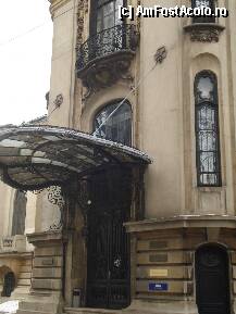 [P15] Palatul Cantacuzino - intrare laterala » foto by Diaura*
 - 
<span class="allrVoted glyphicon glyphicon-heart hidden" id="av34159"></span>
<a class="m-l-10 hidden" id="sv34159" onclick="voting_Foto_DelVot(,34159,24638)" role="button">șterge vot <span class="glyphicon glyphicon-remove"></span></a>
<a id="v934159" class=" c-red"  onclick="voting_Foto_SetVot(34159)" role="button"><span class="glyphicon glyphicon-heart-empty"></span> <b>LIKE</b> = Votează poza</a> <img class="hidden"  id="f34159W9" src="/imagini/loader.gif" border="0" /><span class="AjErrMes hidden" id="e34159ErM"></span>