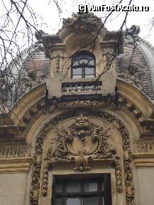 [P17] Palatul Cantacuzino - ferestre superb decorate » foto by Diaura*
 - 
<span class="allrVoted glyphicon glyphicon-heart hidden" id="av34162"></span>
<a class="m-l-10 hidden" id="sv34162" onclick="voting_Foto_DelVot(,34162,24638)" role="button">șterge vot <span class="glyphicon glyphicon-remove"></span></a>
<a id="v934162" class=" c-red"  onclick="voting_Foto_SetVot(34162)" role="button"><span class="glyphicon glyphicon-heart-empty"></span> <b>LIKE</b> = Votează poza</a> <img class="hidden"  id="f34162W9" src="/imagini/loader.gif" border="0" /><span class="AjErrMes hidden" id="e34162ErM"></span>