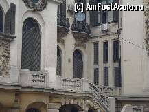 [P19] Palatul Cantacuzino - o scara de acces pe latura din dreapta a palatului » foto by Diaura*
 - 
<span class="allrVoted glyphicon glyphicon-heart hidden" id="av34166"></span>
<a class="m-l-10 hidden" id="sv34166" onclick="voting_Foto_DelVot(,34166,24638)" role="button">șterge vot <span class="glyphicon glyphicon-remove"></span></a>
<a id="v934166" class=" c-red"  onclick="voting_Foto_SetVot(34166)" role="button"><span class="glyphicon glyphicon-heart-empty"></span> <b>LIKE</b> = Votează poza</a> <img class="hidden"  id="f34166W9" src="/imagini/loader.gif" border="0" /><span class="AjErrMes hidden" id="e34166ErM"></span>