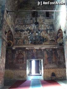 [P15] Biserica Domnească Sfântul Nicolae , Curtea de Argeș-vedere spre ieșire » foto by mariana.olaru
 - 
<span class="allrVoted glyphicon glyphicon-heart hidden" id="av280998"></span>
<a class="m-l-10 hidden" id="sv280998" onclick="voting_Foto_DelVot(,280998,24639)" role="button">șterge vot <span class="glyphicon glyphicon-remove"></span></a>
<a id="v9280998" class=" c-red"  onclick="voting_Foto_SetVot(280998)" role="button"><span class="glyphicon glyphicon-heart-empty"></span> <b>LIKE</b> = Votează poza</a> <img class="hidden"  id="f280998W9" src="/imagini/loader.gif" border="0" /><span class="AjErrMes hidden" id="e280998ErM"></span>