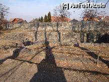 [P31] Biserica Domnească Sfântul Nicolae , Curtea de Argeș-ruinele curții domnești » foto by mariana.olaru
 - 
<span class="allrVoted glyphicon glyphicon-heart hidden" id="av281014"></span>
<a class="m-l-10 hidden" id="sv281014" onclick="voting_Foto_DelVot(,281014,24639)" role="button">șterge vot <span class="glyphicon glyphicon-remove"></span></a>
<a id="v9281014" class=" c-red"  onclick="voting_Foto_SetVot(281014)" role="button"><span class="glyphicon glyphicon-heart-empty"></span> <b>LIKE</b> = Votează poza</a> <img class="hidden"  id="f281014W9" src="/imagini/loader.gif" border="0" /><span class="AjErrMes hidden" id="e281014ErM"></span>