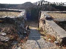 [P33] Alte ruine din perimetrul ansamblului feudal în care e cuprinsă și Biserica Domnească Sfântul Nicolae , Curtea de Argeș » foto by mariana.olaru
 - 
<span class="allrVoted glyphicon glyphicon-heart hidden" id="av281016"></span>
<a class="m-l-10 hidden" id="sv281016" onclick="voting_Foto_DelVot(,281016,24639)" role="button">șterge vot <span class="glyphicon glyphicon-remove"></span></a>
<a id="v9281016" class=" c-red"  onclick="voting_Foto_SetVot(281016)" role="button"><span class="glyphicon glyphicon-heart-empty"></span> <b>LIKE</b> = Votează poza</a> <img class="hidden"  id="f281016W9" src="/imagini/loader.gif" border="0" /><span class="AjErrMes hidden" id="e281016ErM"></span>