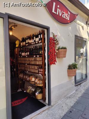 [P24] La pas prin Tropea » foto by crismis
 - 
<span class="allrVoted glyphicon glyphicon-heart hidden" id="av1498475"></span>
<a class="m-l-10 hidden" id="sv1498475" onclick="voting_Foto_DelVot(,1498475,24664)" role="button">șterge vot <span class="glyphicon glyphicon-remove"></span></a>
<a id="v91498475" class=" c-red"  onclick="voting_Foto_SetVot(1498475)" role="button"><span class="glyphicon glyphicon-heart-empty"></span> <b>LIKE</b> = Votează poza</a> <img class="hidden"  id="f1498475W9" src="/imagini/loader.gif" border="0" /><span class="AjErrMes hidden" id="e1498475ErM"></span>