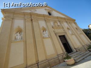 [P48] La pas prin Tropea; biserica iezuită » foto by crismis
 - 
<span class="allrVoted glyphicon glyphicon-heart hidden" id="av1498499"></span>
<a class="m-l-10 hidden" id="sv1498499" onclick="voting_Foto_DelVot(,1498499,24664)" role="button">șterge vot <span class="glyphicon glyphicon-remove"></span></a>
<a id="v91498499" class=" c-red"  onclick="voting_Foto_SetVot(1498499)" role="button"><span class="glyphicon glyphicon-heart-empty"></span> <b>LIKE</b> = Votează poza</a> <img class="hidden"  id="f1498499W9" src="/imagini/loader.gif" border="0" /><span class="AjErrMes hidden" id="e1498499ErM"></span>