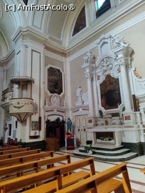 [P50] La pas prin Tropea; biserica iezuită » foto by crismis
 - 
<span class="allrVoted glyphicon glyphicon-heart hidden" id="av1498501"></span>
<a class="m-l-10 hidden" id="sv1498501" onclick="voting_Foto_DelVot(,1498501,24664)" role="button">șterge vot <span class="glyphicon glyphicon-remove"></span></a>
<a id="v91498501" class=" c-red"  onclick="voting_Foto_SetVot(1498501)" role="button"><span class="glyphicon glyphicon-heart-empty"></span> <b>LIKE</b> = Votează poza</a> <img class="hidden"  id="f1498501W9" src="/imagini/loader.gif" border="0" /><span class="AjErrMes hidden" id="e1498501ErM"></span>