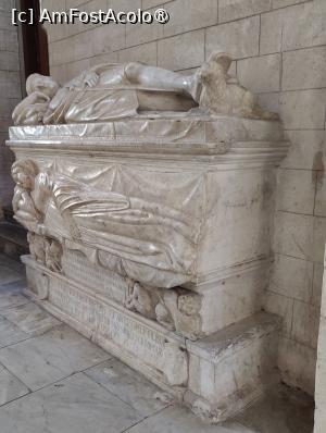 [P63] La pas prin Tropea; catedrala » foto by crismis
 - 
<span class="allrVoted glyphicon glyphicon-heart hidden" id="av1498536"></span>
<a class="m-l-10 hidden" id="sv1498536" onclick="voting_Foto_DelVot(,1498536,24664)" role="button">șterge vot <span class="glyphicon glyphicon-remove"></span></a>
<a id="v91498536" class=" c-red"  onclick="voting_Foto_SetVot(1498536)" role="button"><span class="glyphicon glyphicon-heart-empty"></span> <b>LIKE</b> = Votează poza</a> <img class="hidden"  id="f1498536W9" src="/imagini/loader.gif" border="0" /><span class="AjErrMes hidden" id="e1498536ErM"></span>