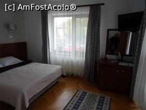 [P16] Cameră parter (cu balcon) - Vila Matia Resort, Alba Iulia.  » foto by tata123 🔱
 - 
<span class="allrVoted glyphicon glyphicon-heart hidden" id="av1068287"></span>
<a class="m-l-10 hidden" id="sv1068287" onclick="voting_Foto_DelVot(,1068287,24674)" role="button">șterge vot <span class="glyphicon glyphicon-remove"></span></a>
<a id="v91068287" class=" c-red"  onclick="voting_Foto_SetVot(1068287)" role="button"><span class="glyphicon glyphicon-heart-empty"></span> <b>LIKE</b> = Votează poza</a> <img class="hidden"  id="f1068287W9" src="/imagini/loader.gif" border="0" /><span class="AjErrMes hidden" id="e1068287ErM"></span>