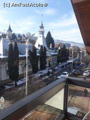 [P06] Vedere din balcon spre statiune » foto by baron
 - 
<span class="allrVoted glyphicon glyphicon-heart hidden" id="av1146128"></span>
<a class="m-l-10 hidden" id="sv1146128" onclick="voting_Foto_DelVot(,1146128,24687)" role="button">șterge vot <span class="glyphicon glyphicon-remove"></span></a>
<a id="v91146128" class=" c-red"  onclick="voting_Foto_SetVot(1146128)" role="button"><span class="glyphicon glyphicon-heart-empty"></span> <b>LIKE</b> = Votează poza</a> <img class="hidden"  id="f1146128W9" src="/imagini/loader.gif" border="0" /><span class="AjErrMes hidden" id="e1146128ErM"></span>