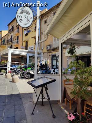 [P18] Mâncătorii pe Via Umberto I » foto by crismis
 - 
<span class="allrVoted glyphicon glyphicon-heart hidden" id="av1499019"></span>
<a class="m-l-10 hidden" id="sv1499019" onclick="voting_Foto_DelVot(,1499019,24692)" role="button">șterge vot <span class="glyphicon glyphicon-remove"></span></a>
<a id="v91499019" class=" c-red"  onclick="voting_Foto_SetVot(1499019)" role="button"><span class="glyphicon glyphicon-heart-empty"></span> <b>LIKE</b> = Votează poza</a> <img class="hidden"  id="f1499019W9" src="/imagini/loader.gif" border="0" /><span class="AjErrMes hidden" id="e1499019ErM"></span>