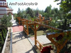 [P09] Mănăstirea Radu Negru - Incinta, un adevărat parc.  » foto by iulianic
 - 
<span class="allrVoted glyphicon glyphicon-heart hidden" id="av1041481"></span>
<a class="m-l-10 hidden" id="sv1041481" onclick="voting_Foto_DelVot(,1041481,24699)" role="button">șterge vot <span class="glyphicon glyphicon-remove"></span></a>
<a id="v91041481" class=" c-red"  onclick="voting_Foto_SetVot(1041481)" role="button"><span class="glyphicon glyphicon-heart-empty"></span> <b>LIKE</b> = Votează poza</a> <img class="hidden"  id="f1041481W9" src="/imagini/loader.gif" border="0" /><span class="AjErrMes hidden" id="e1041481ErM"></span>