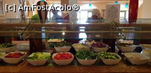 [P21] salate la restaurant » foto by adutza_ghiocel
 - 
<span class="allrVoted glyphicon glyphicon-heart hidden" id="av1050333"></span>
<a class="m-l-10 hidden" id="sv1050333" onclick="voting_Foto_DelVot(,1050333,24816)" role="button">șterge vot <span class="glyphicon glyphicon-remove"></span></a>
<a id="v91050333" class=" c-red"  onclick="voting_Foto_SetVot(1050333)" role="button"><span class="glyphicon glyphicon-heart-empty"></span> <b>LIKE</b> = Votează poza</a> <img class="hidden"  id="f1050333W9" src="/imagini/loader.gif" border="0" /><span class="AjErrMes hidden" id="e1050333ErM"></span>