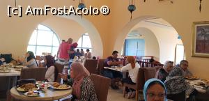 [P23] un mic unghi din sala de restaurant » foto by adutza_ghiocel
 - 
<span class="allrVoted glyphicon glyphicon-heart hidden" id="av1050335"></span>
<a class="m-l-10 hidden" id="sv1050335" onclick="voting_Foto_DelVot(,1050335,24816)" role="button">șterge vot <span class="glyphicon glyphicon-remove"></span></a>
<a id="v91050335" class=" c-red"  onclick="voting_Foto_SetVot(1050335)" role="button"><span class="glyphicon glyphicon-heart-empty"></span> <b>LIKE</b> = Votează poza</a> <img class="hidden"  id="f1050335W9" src="/imagini/loader.gif" border="0" /><span class="AjErrMes hidden" id="e1050335ErM"></span>