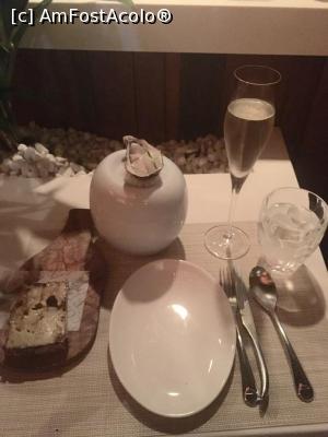 [P26] ORO RESTAURANTE » foto by geop
 - 
<span class="allrVoted glyphicon glyphicon-heart hidden" id="av1050376"></span>
<a class="m-l-10 hidden" id="sv1050376" onclick="voting_Foto_DelVot(,1050376,24817)" role="button">șterge vot <span class="glyphicon glyphicon-remove"></span></a>
<a id="v91050376" class=" c-red"  onclick="voting_Foto_SetVot(1050376)" role="button"><span class="glyphicon glyphicon-heart-empty"></span> <b>LIKE</b> = Votează poza</a> <img class="hidden"  id="f1050376W9" src="/imagini/loader.gif" border="0" /><span class="AjErrMes hidden" id="e1050376ErM"></span>